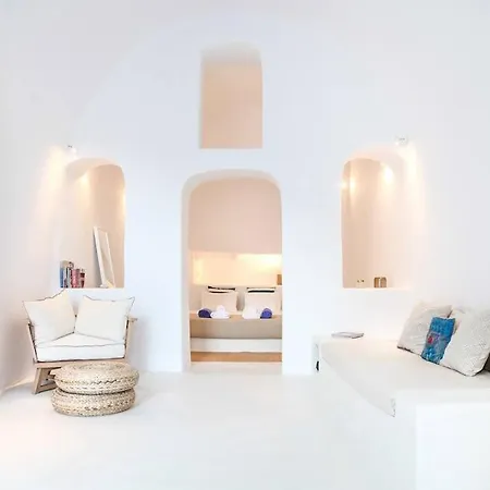 White Cellar Cave By Cycladica * Oia (Santorini)