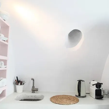 Villa White Cellar Cave By Cycladica *