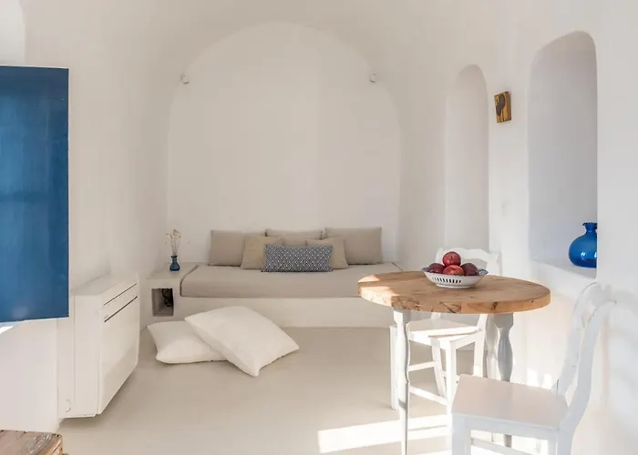 Villa White Cellar Cave By Cycladica *